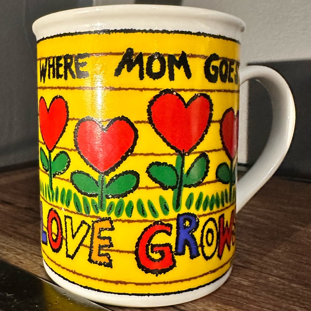 1994 Westwood Where Mom Goes Love Grows, Flowers, Heart, Colorful